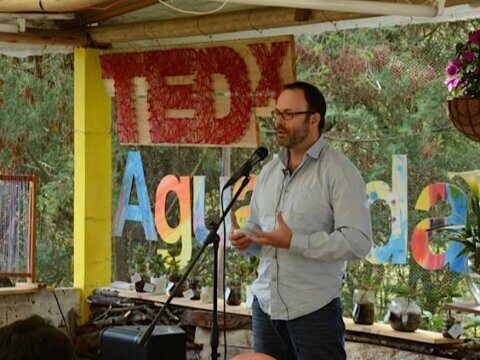 2023 Richard Louv Prize winner Luis Alberto Camargo creates transcendent moments for children in nature