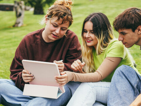 Research-based graduate-level “Children and Nature” course engages students in making the case for nature connection
